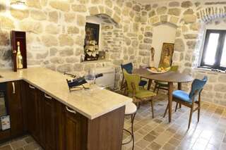 Виллы Villa Angelina Котор Вилла с 3 спальнями-108